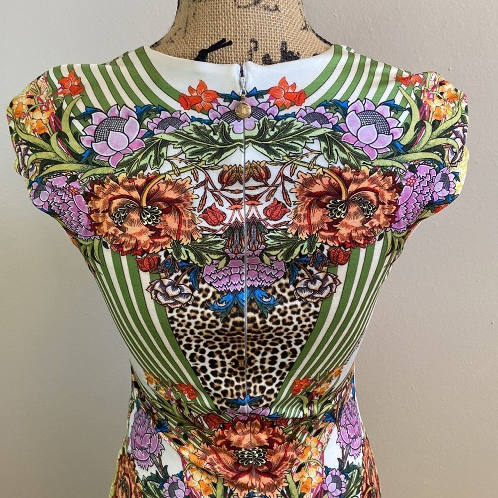NWT Just Cavalli Gorgeous Rare Animal Floral Print Mini Bodycon Dress size XS - Picture 12 of 16